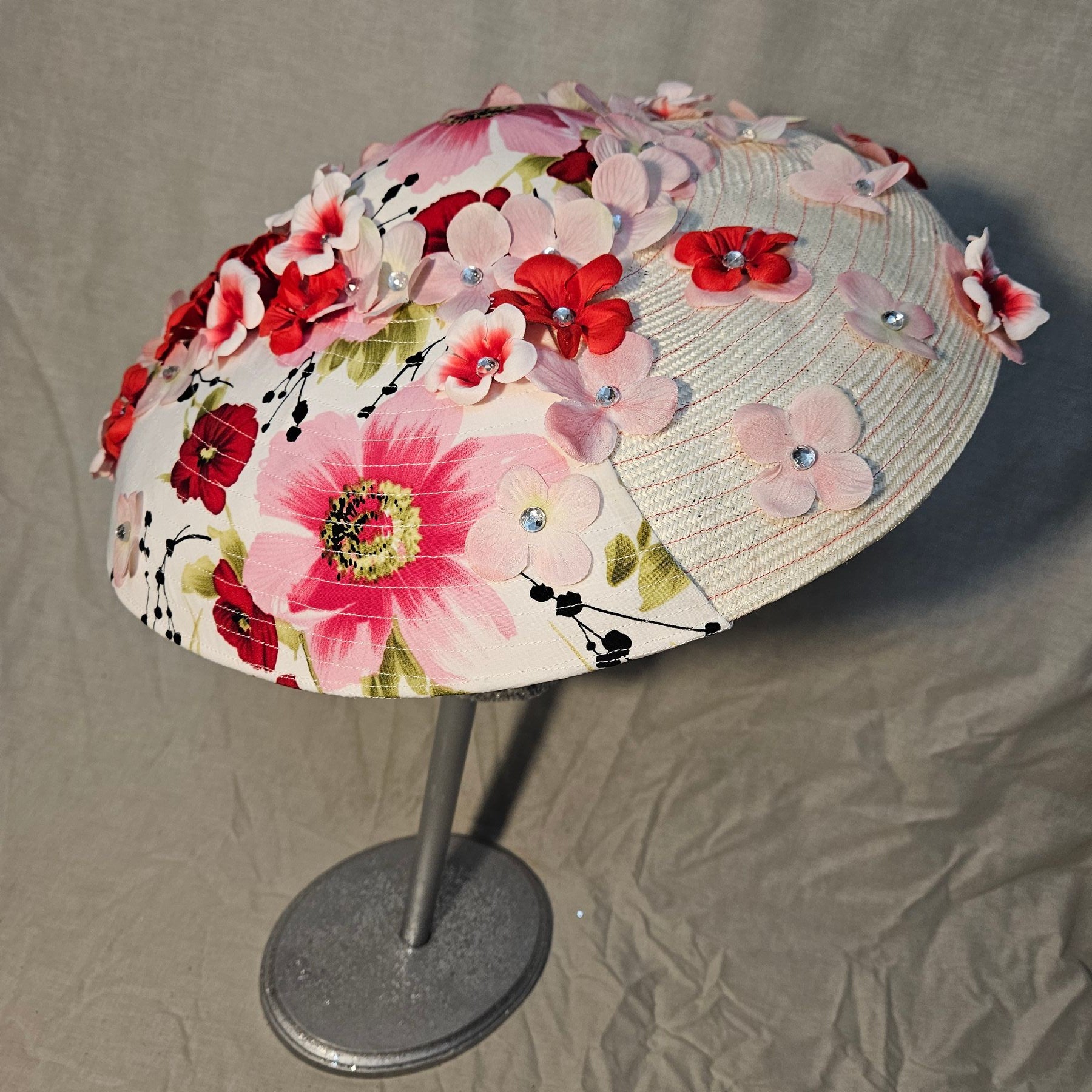 The "Cherry Blossom" Hatinator