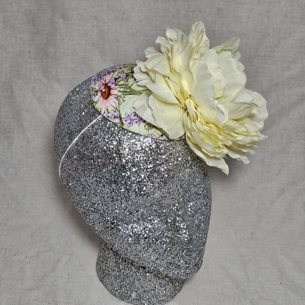 The "Flora" Fascinator