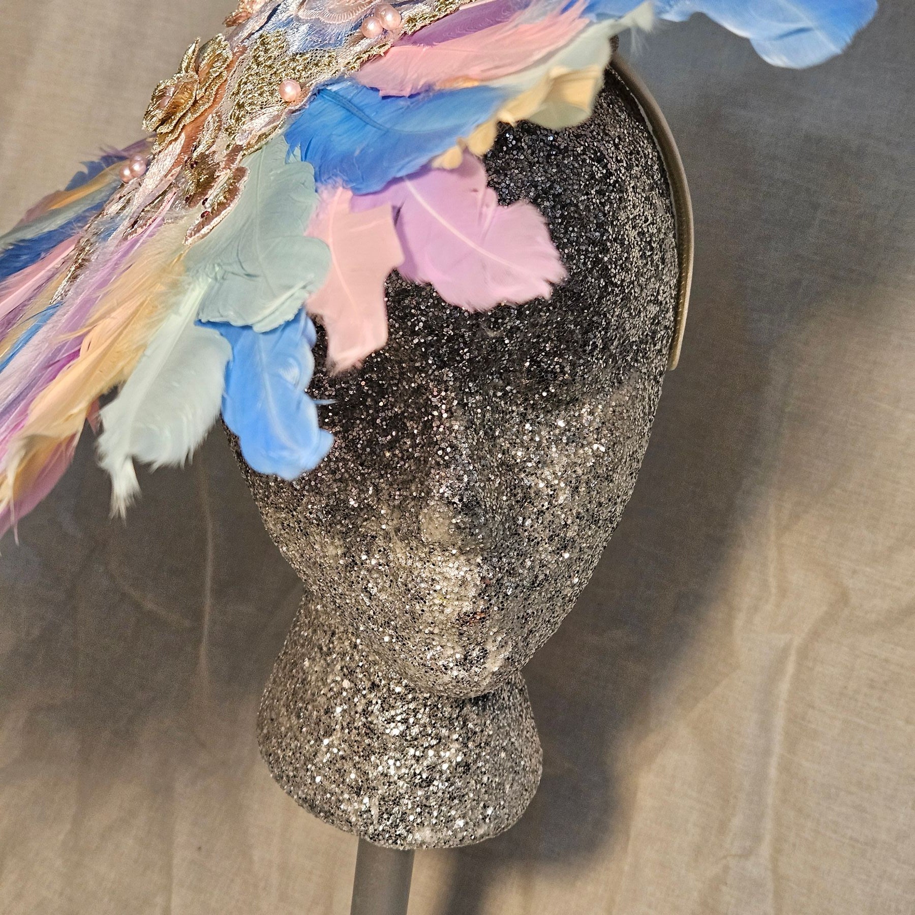 The "Iris" Hatinator