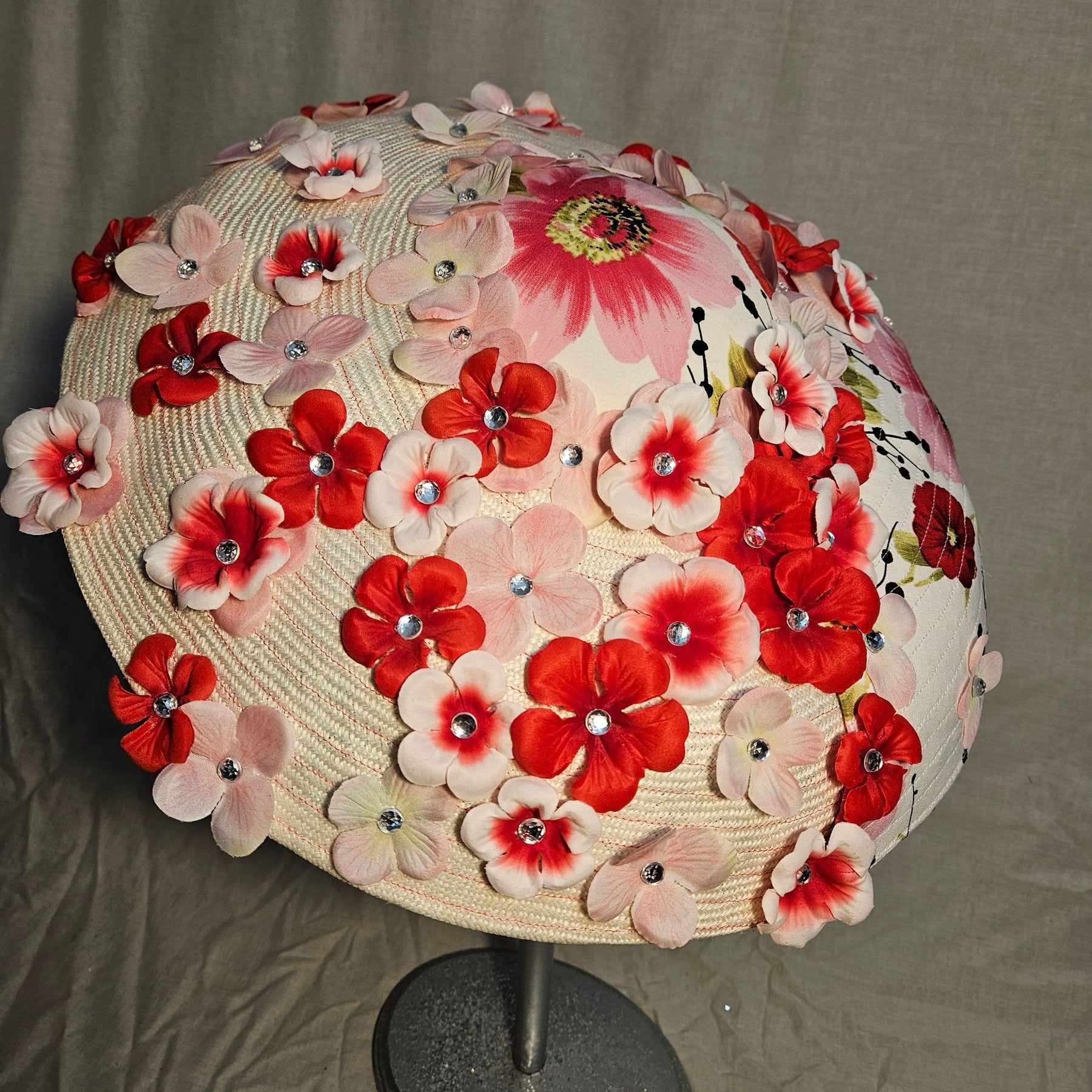 The "Cherry Blossom" Hatinator