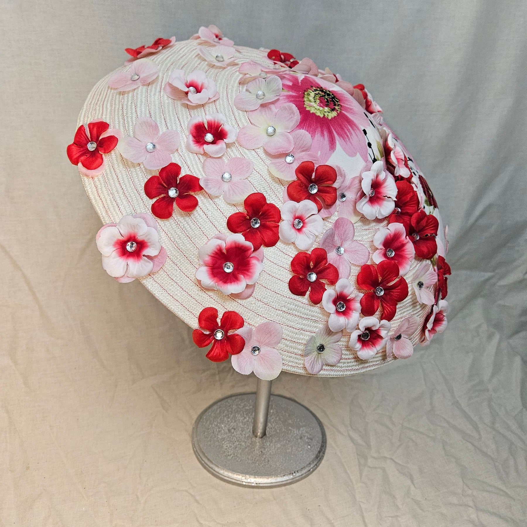 The "Cherry Blossom" Hatinator