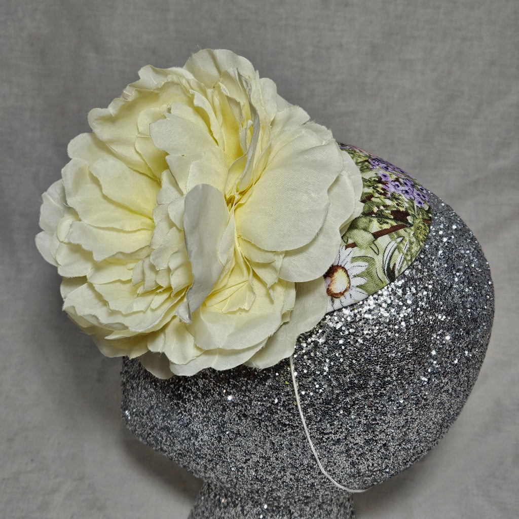 The "Flora" Fascinator