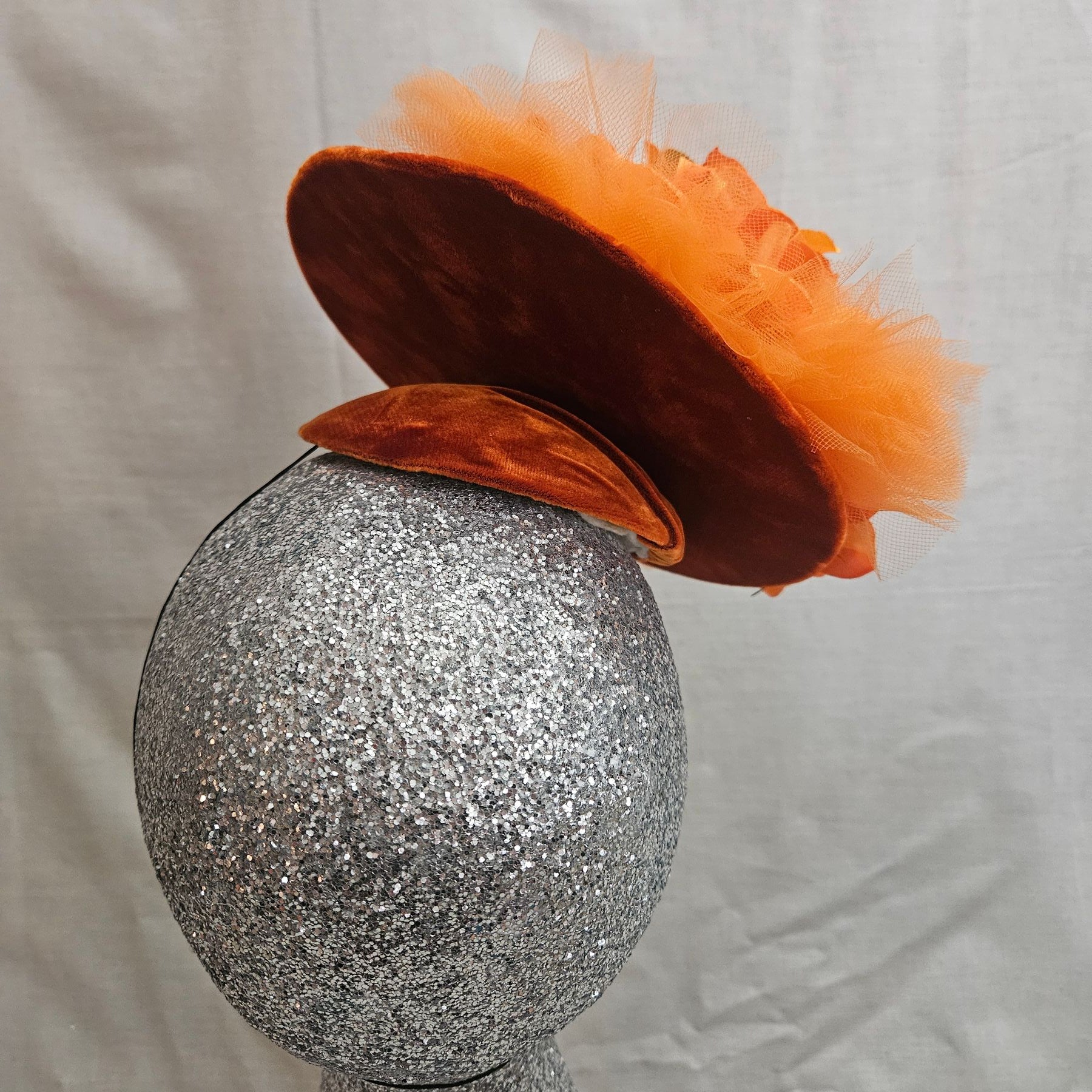 The "Valencia" Fascinator