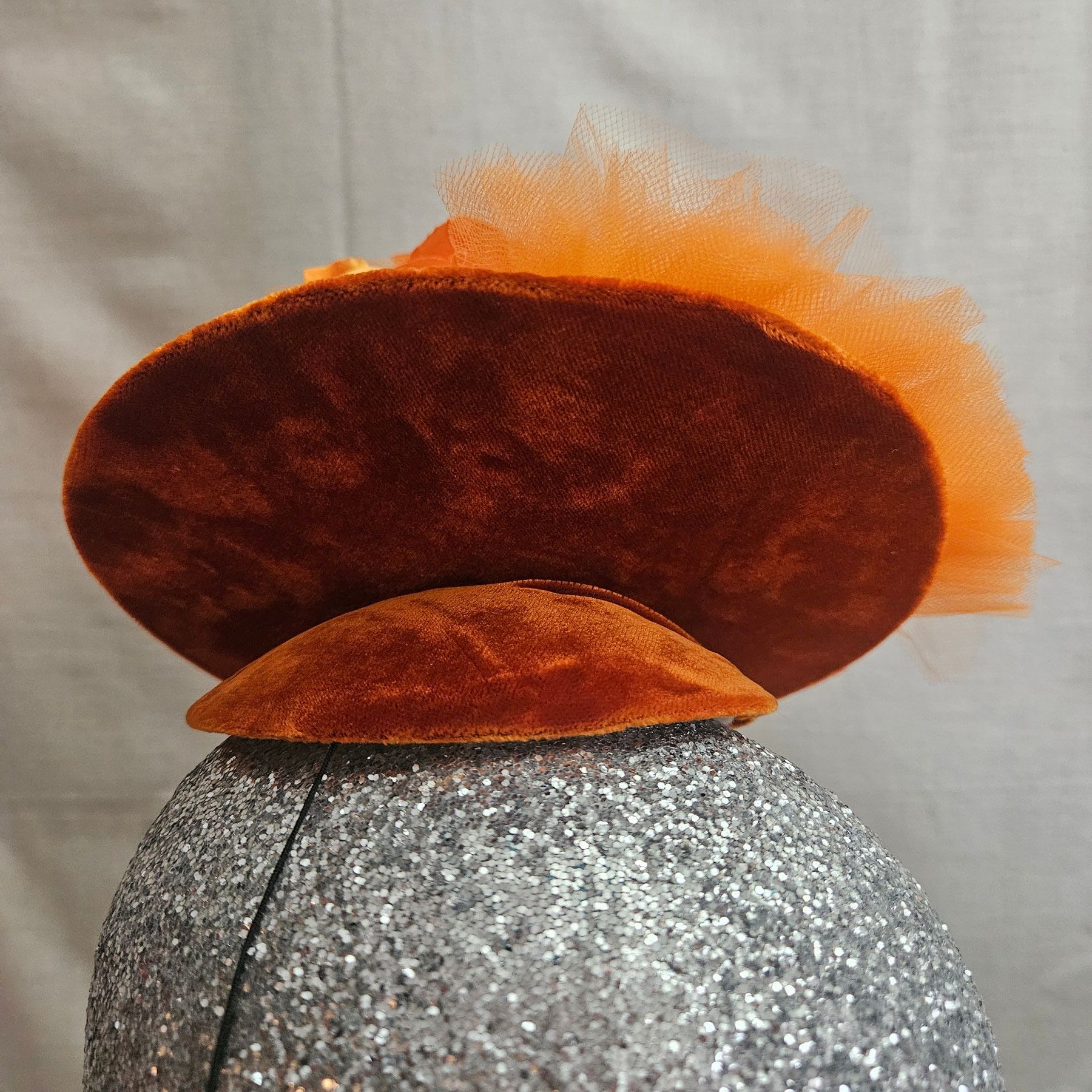 The "Valencia" Fascinator