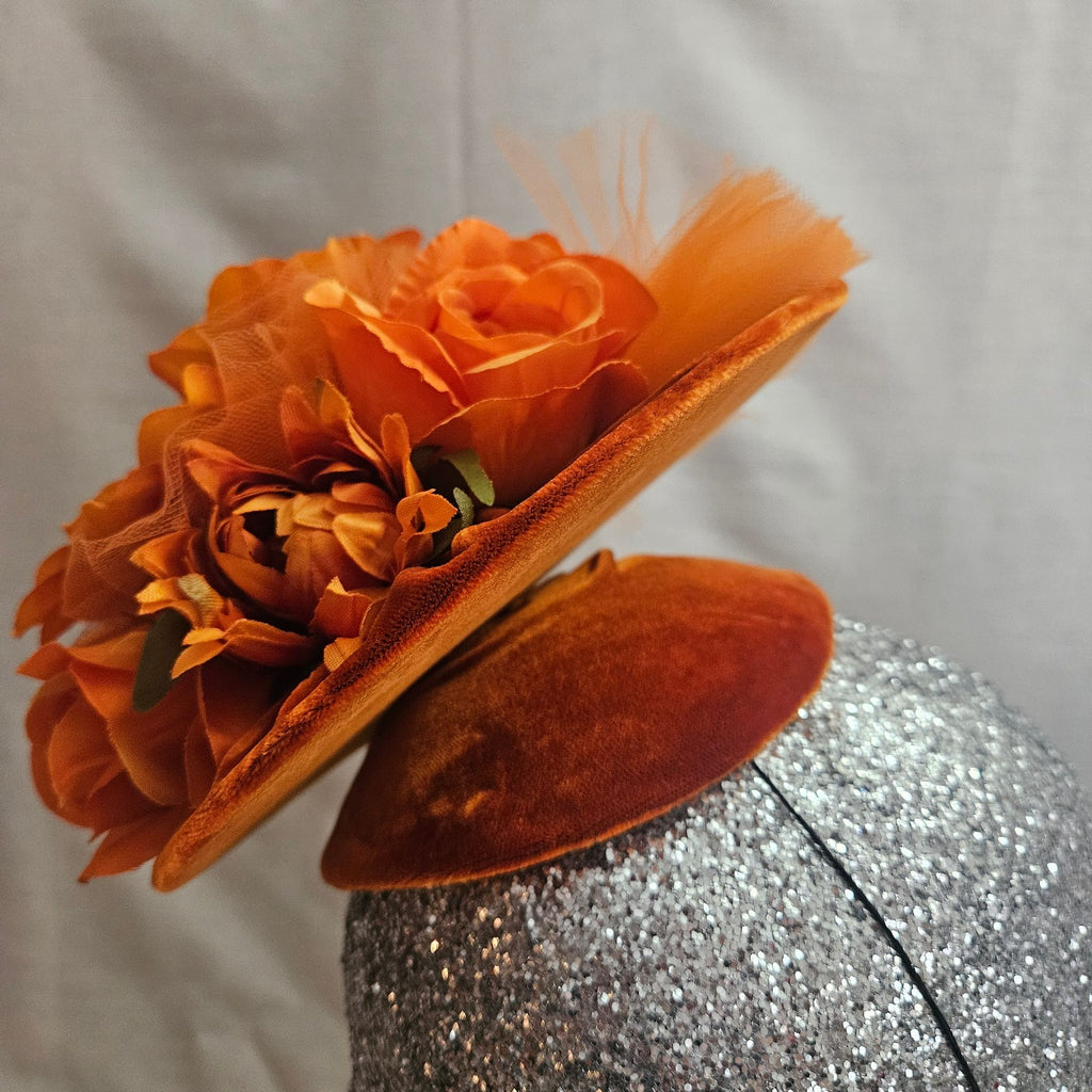 The "Valencia" Fascinator
