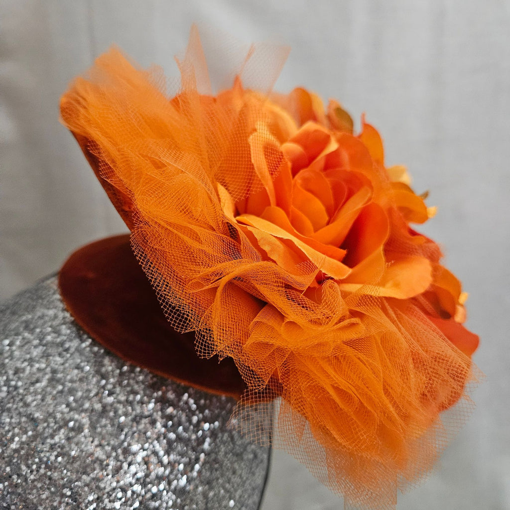 The "Valencia" Fascinator