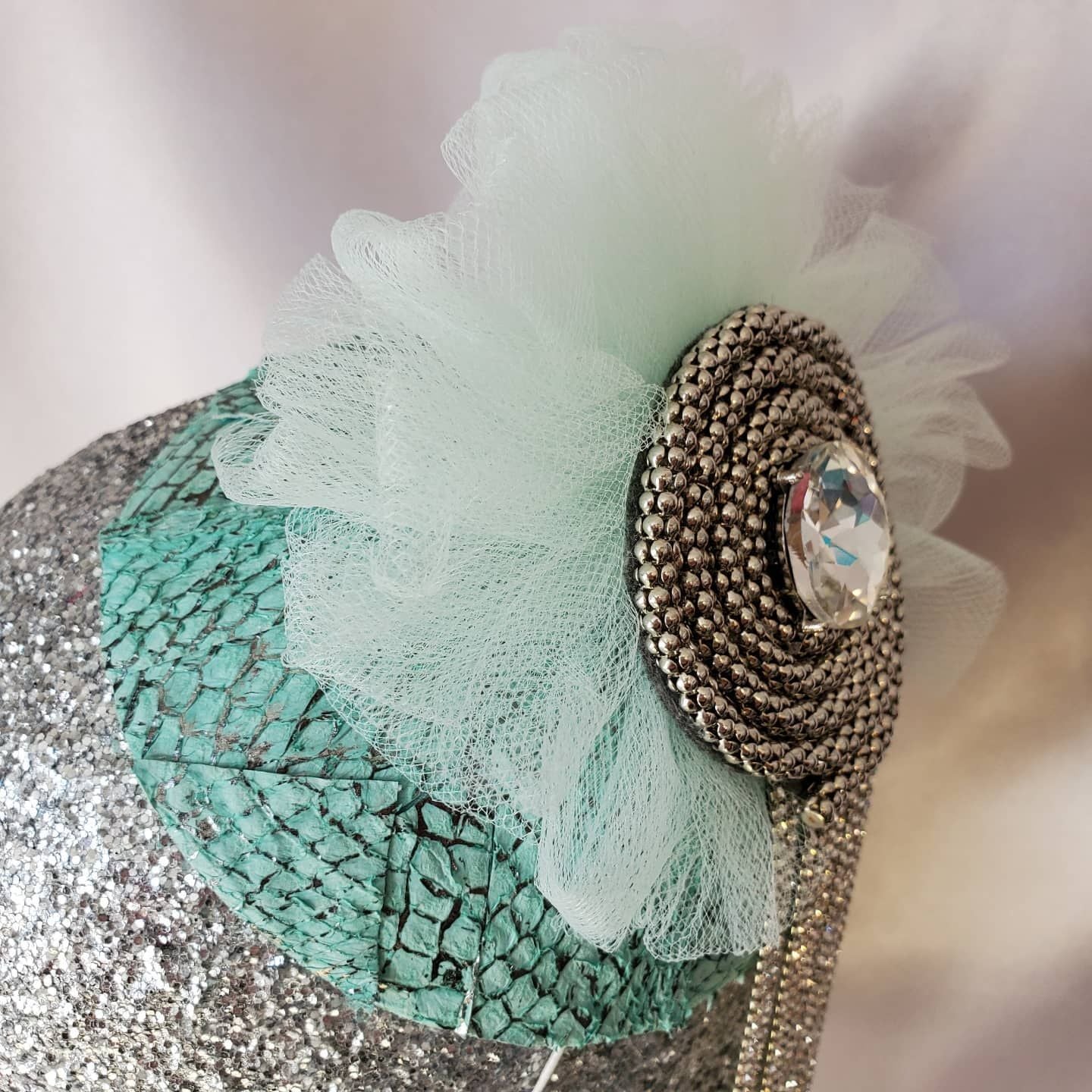 The "Selena" Fascinator