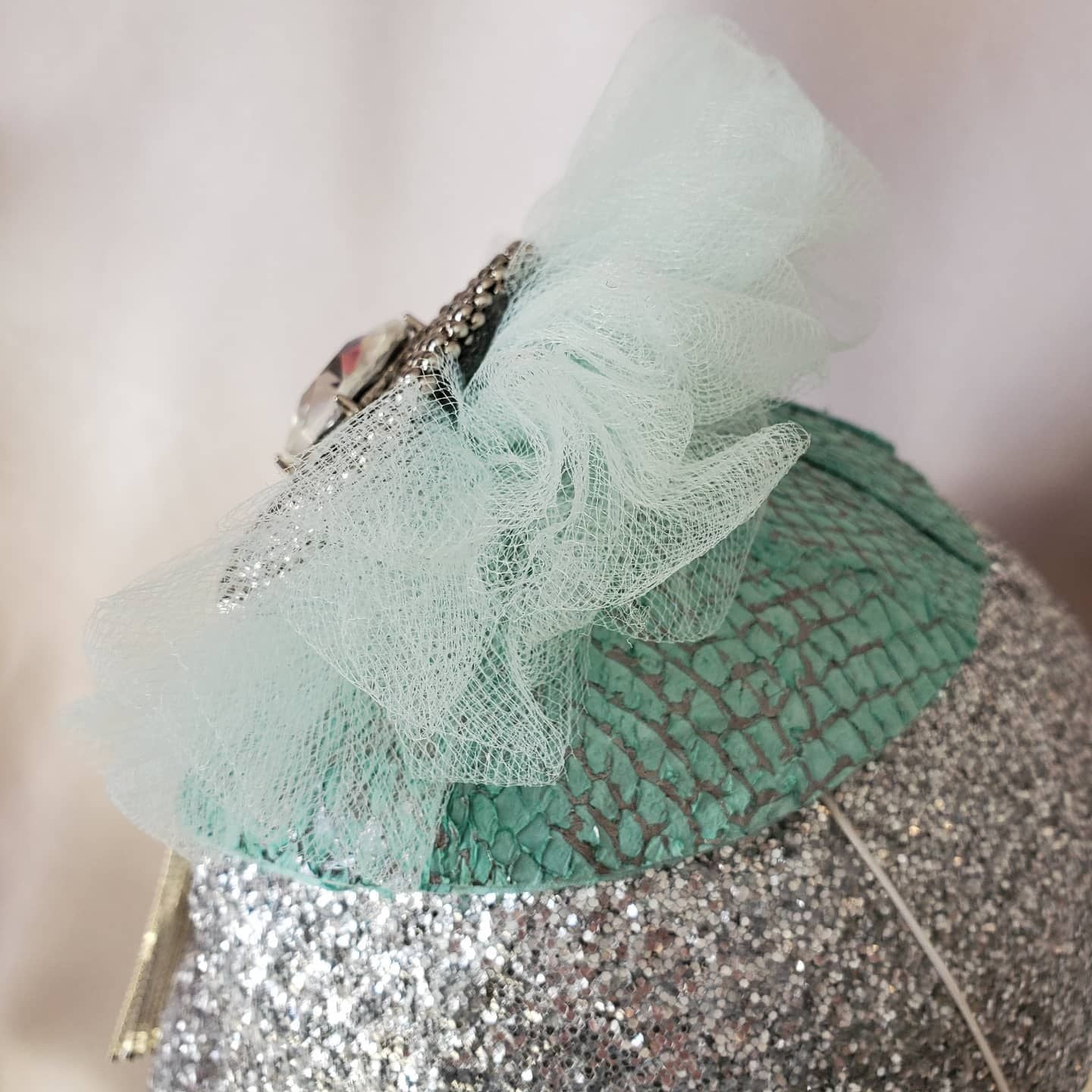 The "Selena" Fascinator